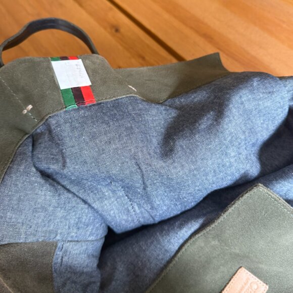 - Clare V. Simple Stripe Suede ToteCLARE V. Olive Army Green - Picture 7 of 11